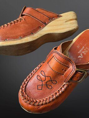 Vintage 70s Brown Leather Wooden Clogs Mules Size 6 Brazil Studded Buckle Boho